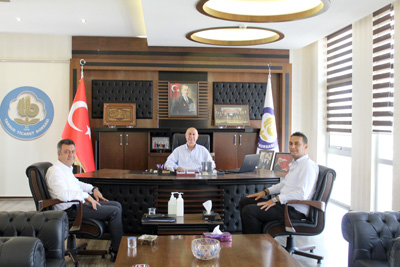SGK Müdürü Süleyman Metin,  Tarsus Ticaret Borsası’nı ziyaret etti